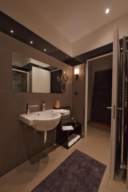 Zenthe Small Luxury B&B Бриндизи Стая снимка
